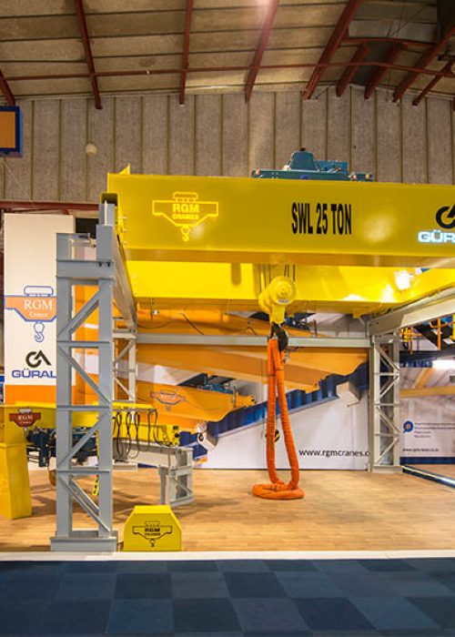 custom-stands-img (3)